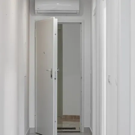 The View Nh * マカルスカ